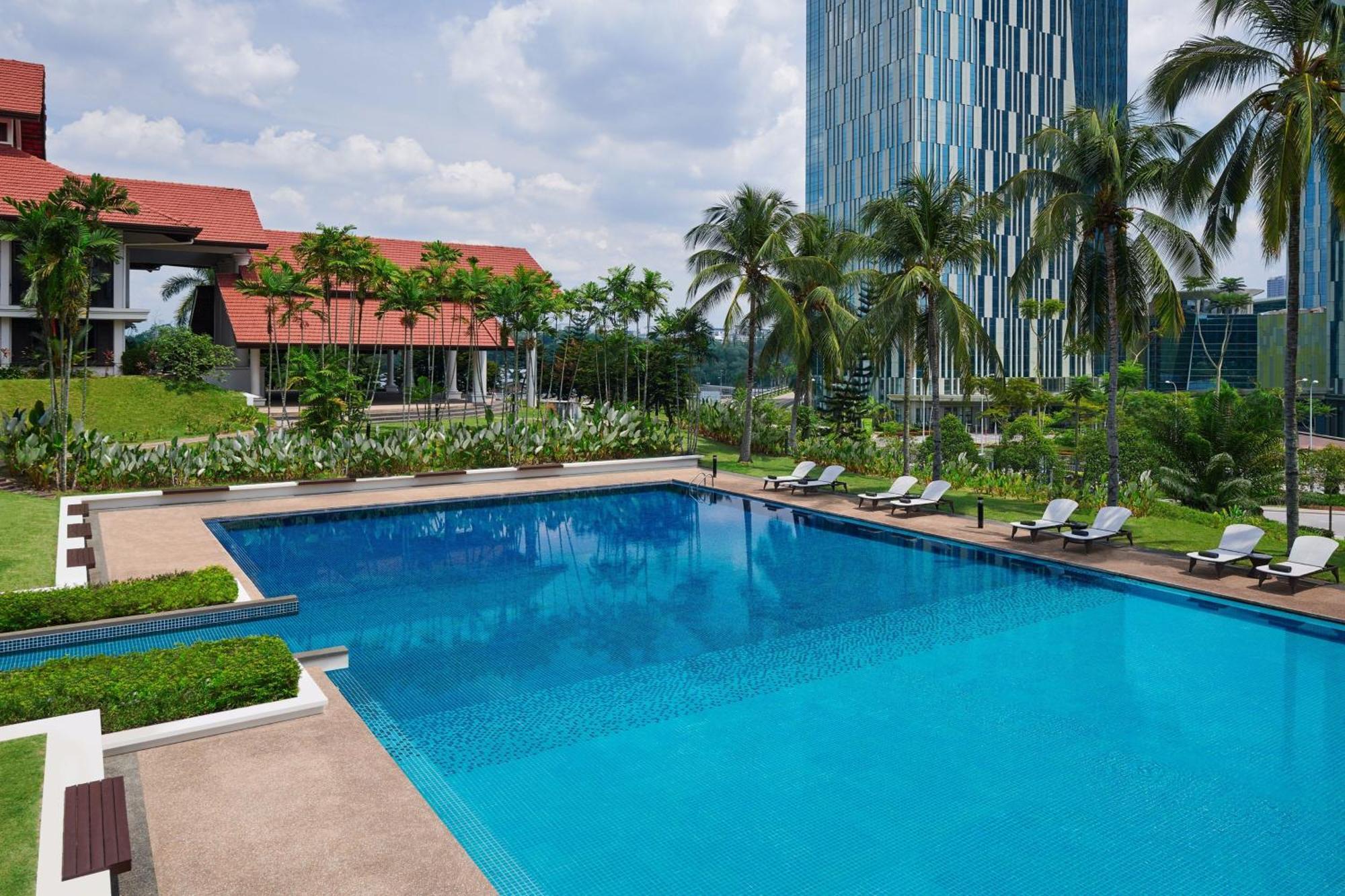 Palm Garden Hotel, Putrajaya, A Tribute Portfolio Hotel מראה חיצוני תמונה